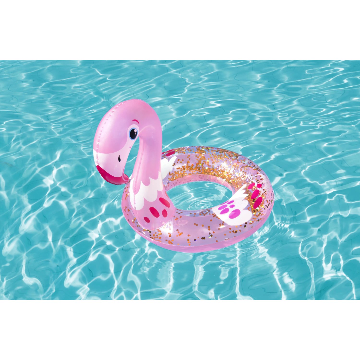 Glitzernder Bestway Schwimmring mit Flamingo-Design im Wasser.