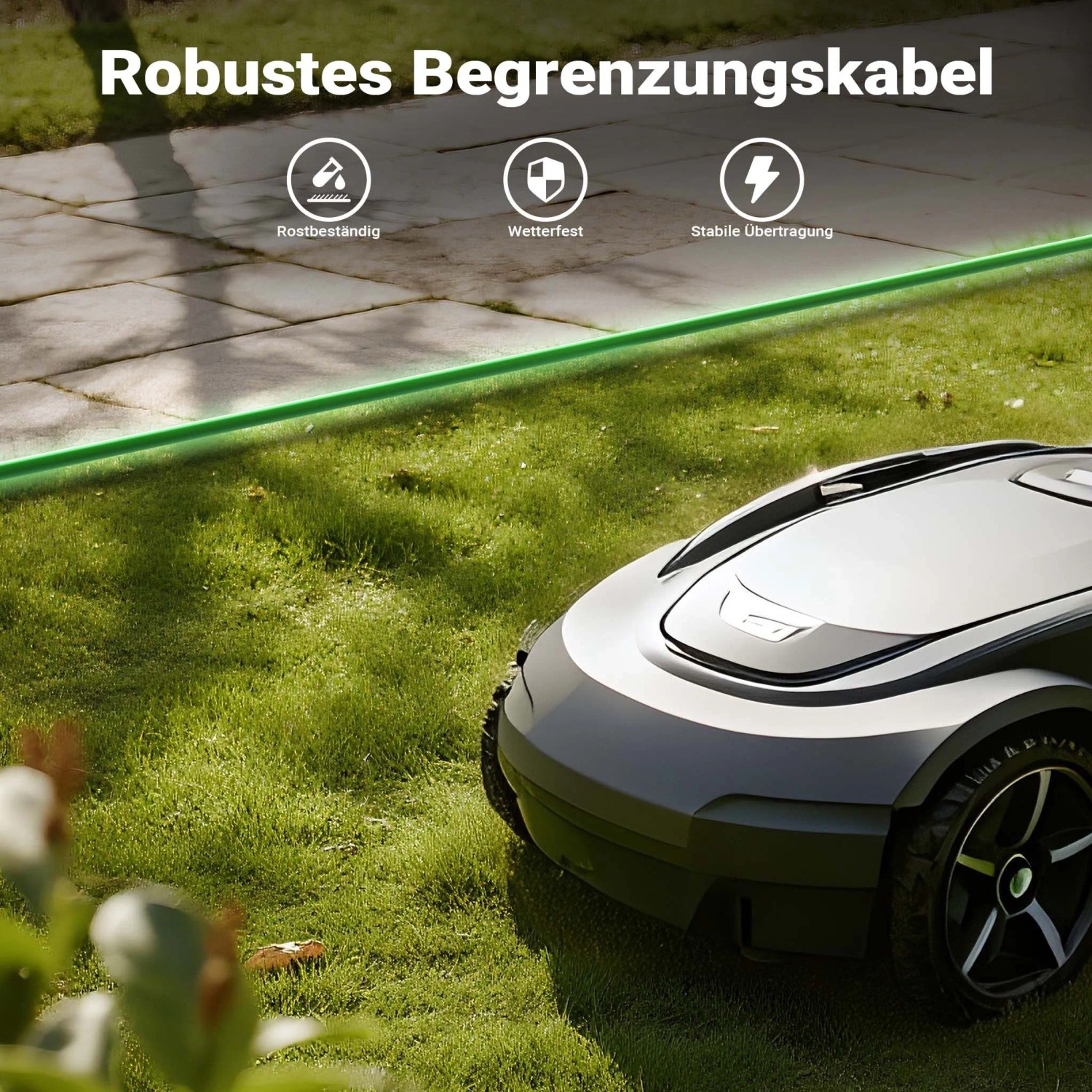 Grauer Mähroboter auf Rasen, begrenzt durch grünes Wiltec Begrenzungskabel. Robust, wetterfest, stabile Übertragung.
