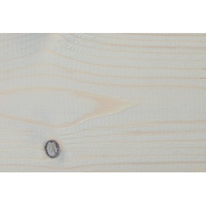 Holz mit weißer Treibholz-Effektfarbe (Rust-Oleum Weathered Wood).