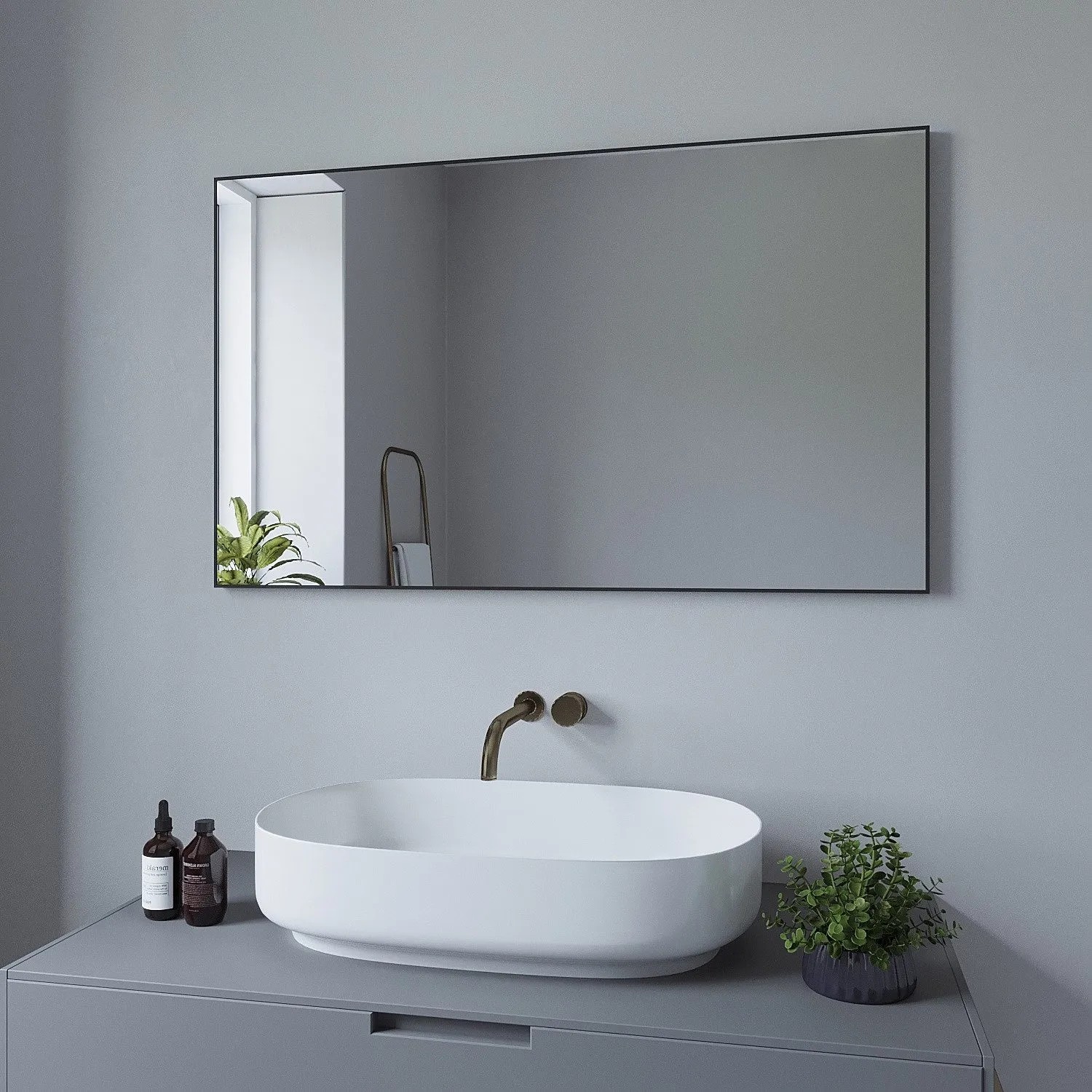 Rechteckiger Aquabatos Badspiegel 100x60 cm mit schwarzem Aluminiumrahmen zur Wandmontage.
