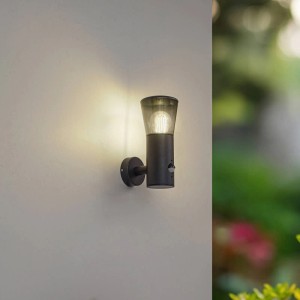 Lindby Wandleuchte Außen Heulo 10025778 mit Bewegungsmelder Spritzwassergeschützt Modern in Schwarz aus Aluminium 1-flammig E27