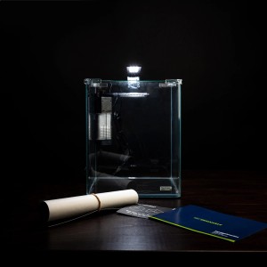 Dennerle Nano Cube Basic 20 l Aquarium Set mit LED-Beleuchtung und Zubehör.