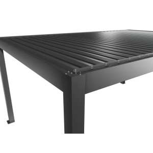 Detailansicht der Biohort Pergola 5,5 m x 3,5 m in Quarzgrau-Metallic. Terrassenüberdachung mit Lamellen.