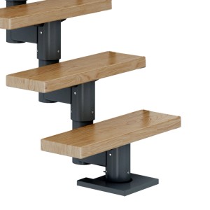 Dolle Mittelholmtreppe Dublin, Eiche/Anthrazit, Detailansicht der Stufen.