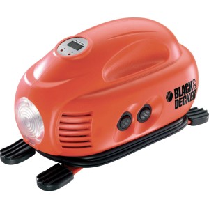 Black+Decker Luftpumpe ASI200 mit 12V Anschluss, orange, mit Digitaldisplay und LED-Leuchte.