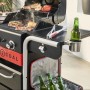Char-Broil Gear Trax Flaschenhalter mit Öffner am Grill, Getränkehalter aus Edelstahl.