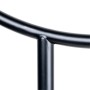Detailaufnahme der schwarzen Lucande Linnard Stehlampe aus Metall, Design-Stehleuchte.