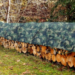 KARAT Abdeckplane Camouflage 1,5x6m zum Schutz von Holzstapel im Garten.