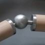 Edelstahl Endkappe V2A mit Gelenk für 40 mm Holzhandlauf. Zubehör für Treppen und Geländer.