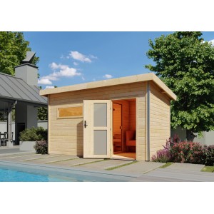 Karibu Saunahaus Hendrik 3 aus naturbelassener Fichte mit Milchglastür und Bänken im Garten.