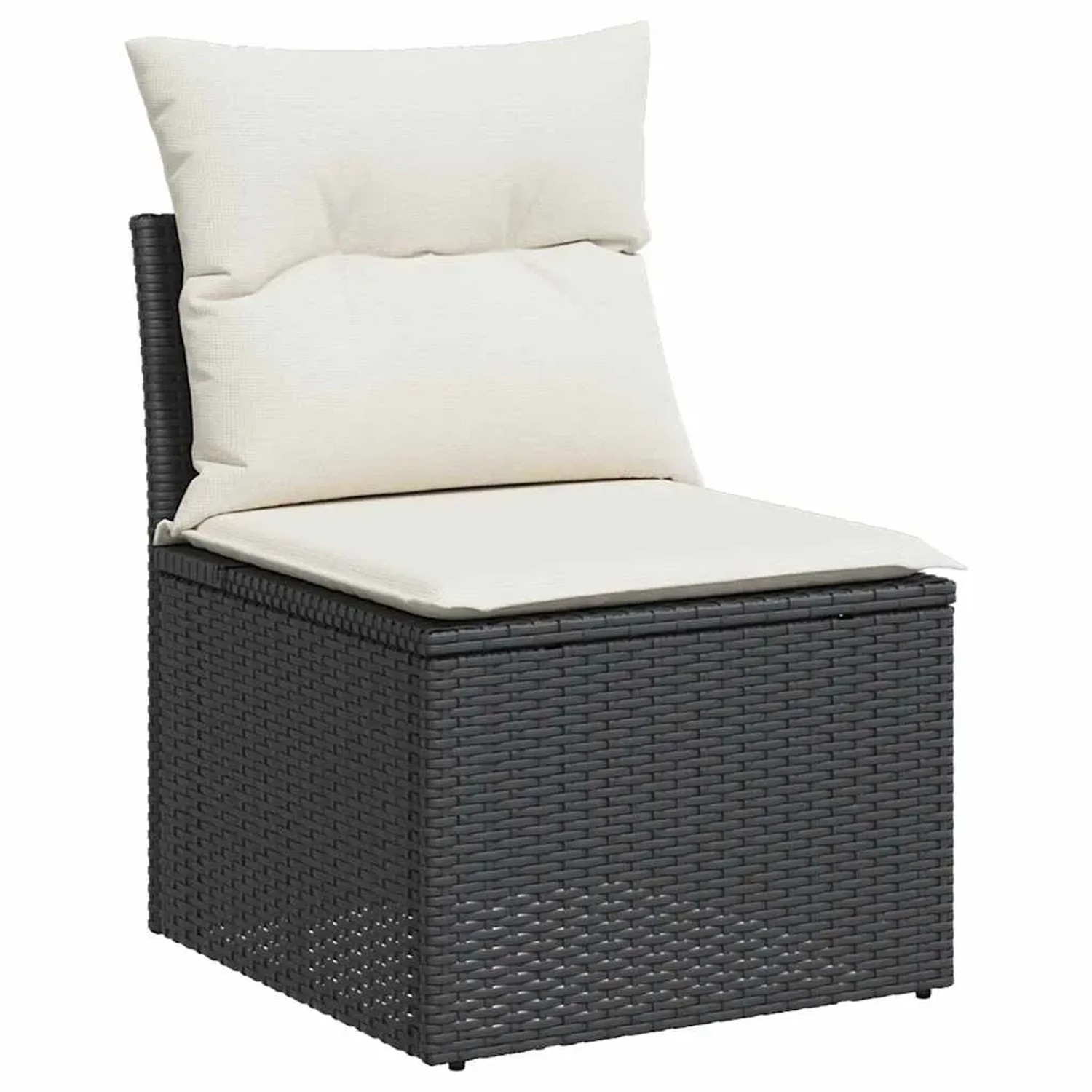 Schwarzes vidaXL Gartensofa aus Rattan mit cremefarbenen Kissen, Teil einer Sofagarnitur.