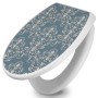 Weißer WC-Sitz mit Absenkautomatik und blau-creme Royal Motiv für Standard-Toiletten.