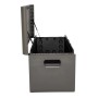 Geöffnete, graue Lifetime Kissenbox (625 l) mit Griffmulde. Ideal zur Aufbewahrung im Garten.