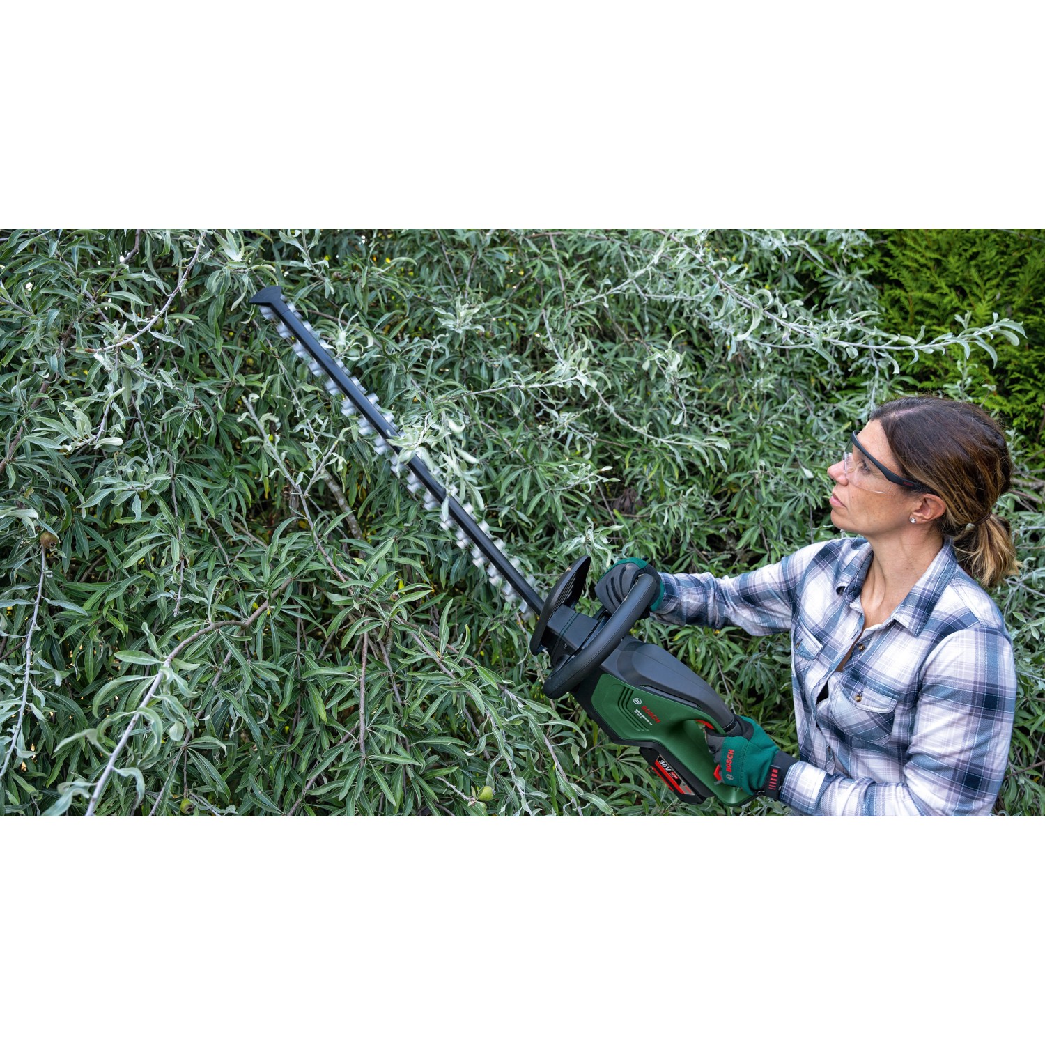 Bosch AkkuHeckenschere UniversalHedgeCut 36V5524 Solo kaufen bei OBI