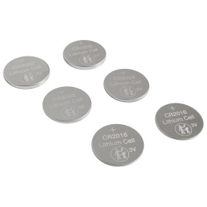 Sechs Lithium Knopfzellen CR2032 für Uhren, Fernbedienungen und mehr.