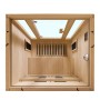Innenansicht der Artsauna Infrarotkabine Nyborg S120V aus Hemlockholz mit Vollspektrumstrahler.