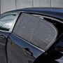 OBI Sonnenschutz 2er Set am Seitenfenster eines Autos, schützt vor Sonne.
