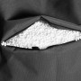 Detailaufnahme: Schwarzer Sitting Point Sitzsack Brava mit EPS-Perlen Füllung.