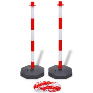 DELUKE Absperrpfosten Set mit rot-weißen Pfosten und Kunststoffketten.