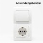 Weißer Kanlux LOGI Wechsel Schalter mit Steckdose als Anwendungsbeispiel.