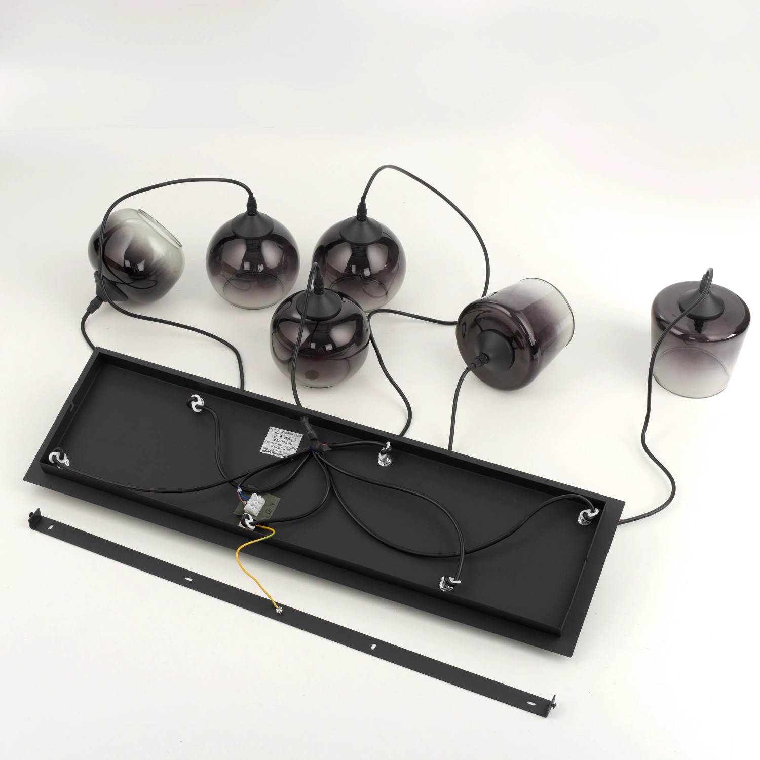 Just Light Pendelleuchte Zea, 6-flammig, schwarz mit Rauchglas. Hängeleuchte für E14 Leuchtmittel.
