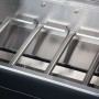 Detailaufnahme der Brenner der Buschbeck Outdoorküche Dublin Schwarz.