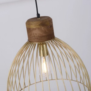 Messingfarbene Pendelleuchte Alami mit Holzdetails, 1-flammig. Ideal für Wohnräume.