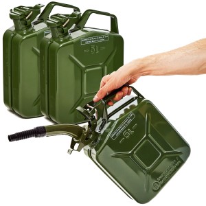 Olivgrüne BW Kraftstoffkanister aus Metall, 5 Liter, mit Ausgießer. Pannenhilfe für Auto & Motorrad.