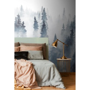 ESTAhome Fototapete Nebliger Wald Grün hinter Bett im Schlafzimmer.