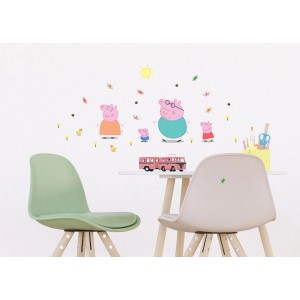 Wandtattoo Peppa Wutz Multicolor 30x30 cm an Kinderzimmerwand.
