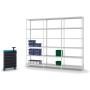 Lichtgraues PROREGAL Fachbodenregal mit 6 Ebenen, beidseitig nutzbar, mit Werkzeugwagen.