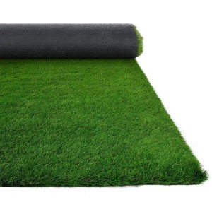 Gerollter, grüner Karat Kunstrasen Lemon, 50mm hoch, UV-beständig.