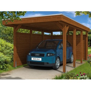 Skan Holz Carport Friesland, Nussbaum, mit Auto. Einzelcarport mit Aluminiumdach und Holzpfosten.