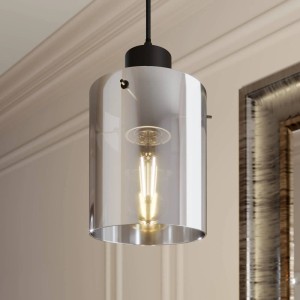 Moderne Lindby Pendelleuchte Kourtney in Schwarz mit transparentem Glasschirm und E27 Fassung.