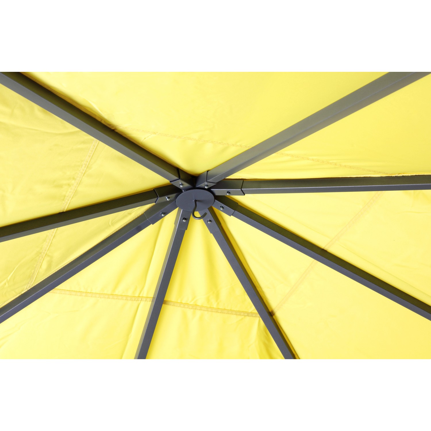 Detailaufnahme des gelben tepro Pavillon Lehua (330x330 cm) von unten, zeigt Dachkonstruktion und Haken.