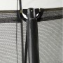 Detailaufnahme Sicherheitsnetz und Rahmen vom schwarzen EXIT Silhouette Trampolin, 305cm Durchmesser.