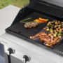Char-Broil Grillplatte für 2 Brenner mit Steak, Gemüse, Speck und Kartoffeln.