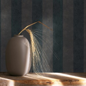 Marburg Vliestapete GZSZ Block-Streifen in Schwarz mit Vintage-Look im Raum.