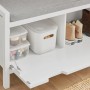 Weiße SoBuy Schuhbank mit grauem Sitzkissen, offener Klappe als Schuhkipper, Fächern für Schuhe und Boxen. Modernes MDF-Design.