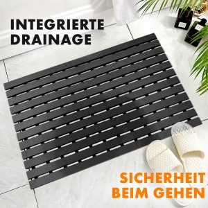 Schwarze KARAT Fußmatte mit Drainage, antibakteriell, 43x500cm, für Nassbereiche.