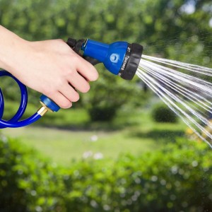 Relaxdays Wasserspiralschlauch mit Brause PP ABS Messing Blau 10 m 0,6 kg