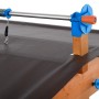 Detailaufnahme: Dachlift-Mechanismus des Gaspo Sandkasten Mickey, mit Kurbel und Seilzug.