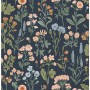 Sanders & Sanders Vliestapete Feldblumen Dunkelblau. Detailreiches Blumenmuster auf dunklem Grund für dekorative Wände.