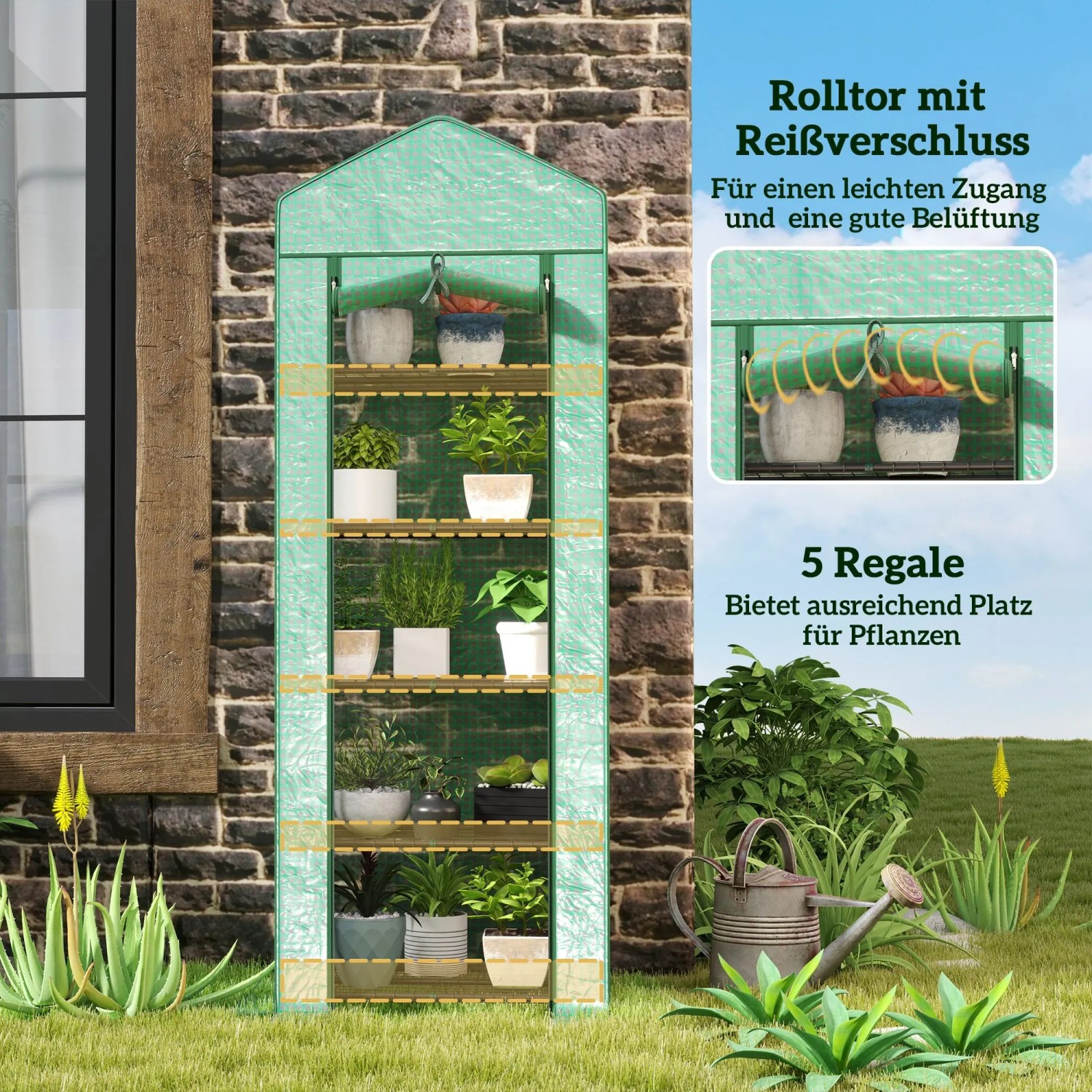 Outsunny Foliengewächshaus mit 5 Regalen, grüner Kunststoffhülle und Rolltor, im Garten vor Ziegelwand.