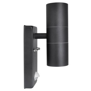 Moderne, schwarze LED-Wandleuchte in Zylinderform mit Bewegungssensor für den Außenbereich.