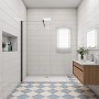 Begehbare Dusche mit schwarzem Rahmen, 60x200cm, 10mm ESG Glas Duschwand.