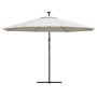 Sandweißer Ampelschirm mit LED-Beleuchtung, schwarzem Metall-Mast und Kreuzfuß. Mit Solarpanel. Für Garten & Terrasse.