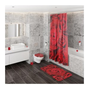 Badezimmer mit Sanilo Seifenspender, Duschvorhang und Badematte mit Rosenmuster.