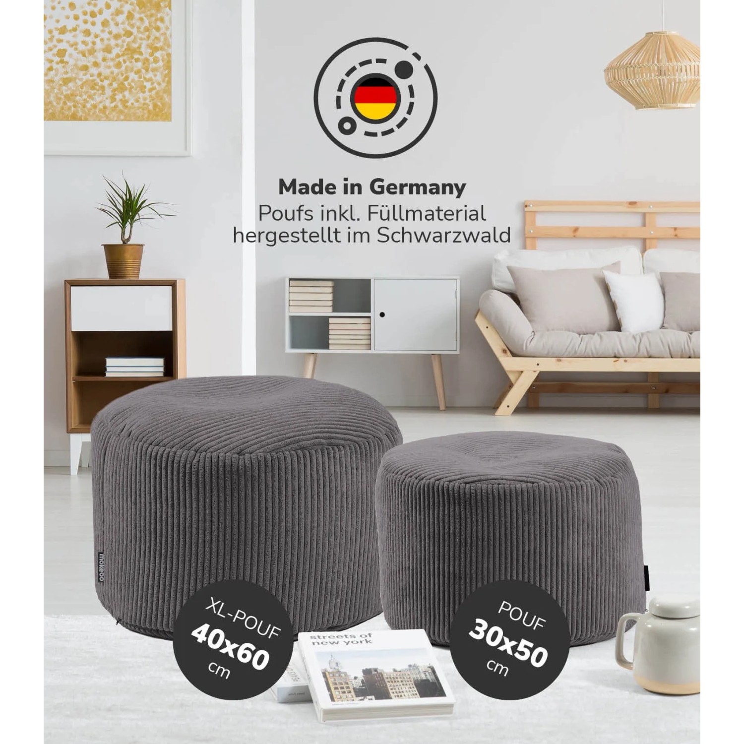 Anthrazitfarbene Cord-Sitzhocker 'Der Faule Lenz' von mokebo in zwei Größen.