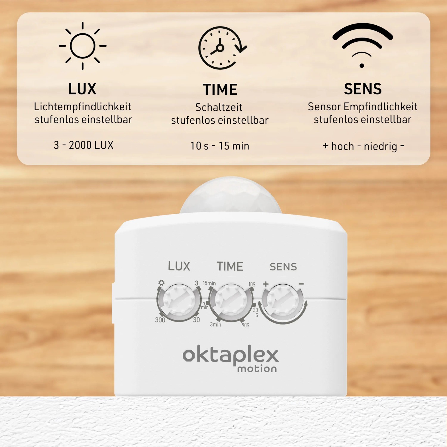 Oktaplex Sia Bewegungsmelder-Zwischenstecker weiß mit Reglern für Licht, Zeit & Sensor.